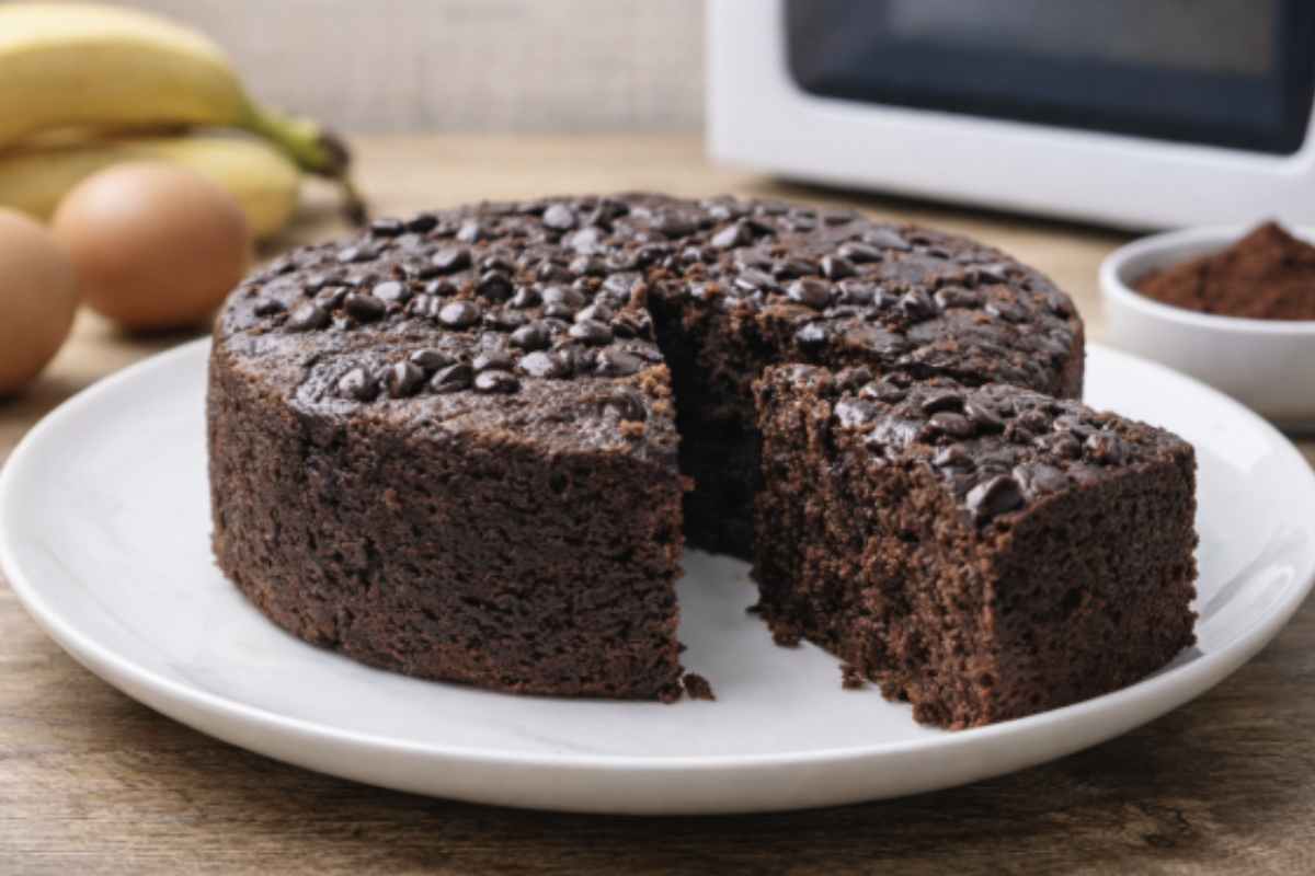 In soli quattro minuti, grazie al microonde, potrai gustarti una torta soffice e golosa